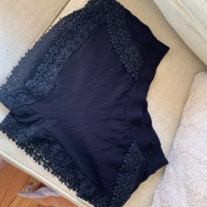 Full tilt flowy shorts